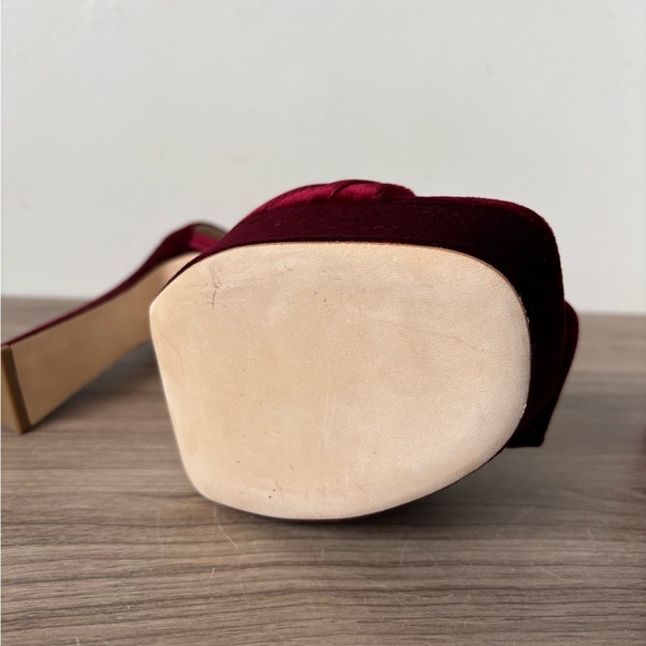 Badgley Mischka Platform Sandals Red Velvet Alora II Borvel Sz 7.5 US New❤️ - Picture 6 of 8